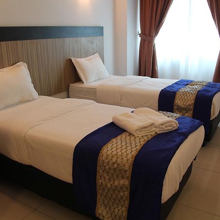 קואלה לומפור Aster Hotel Bukit Jalil מראה חיצוני תמונה